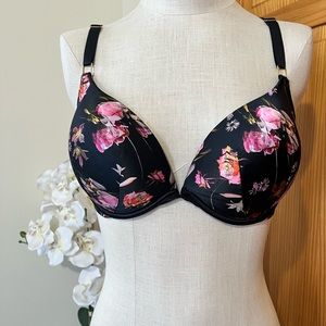 Victorias Secret Very Sexy Push Up Bra 36DD